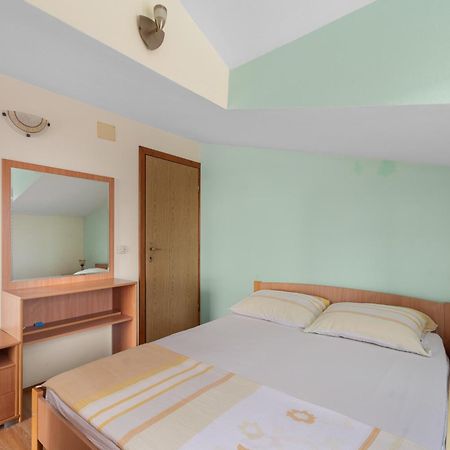 Apartments Angelo 布罗达里卡 外观 照片