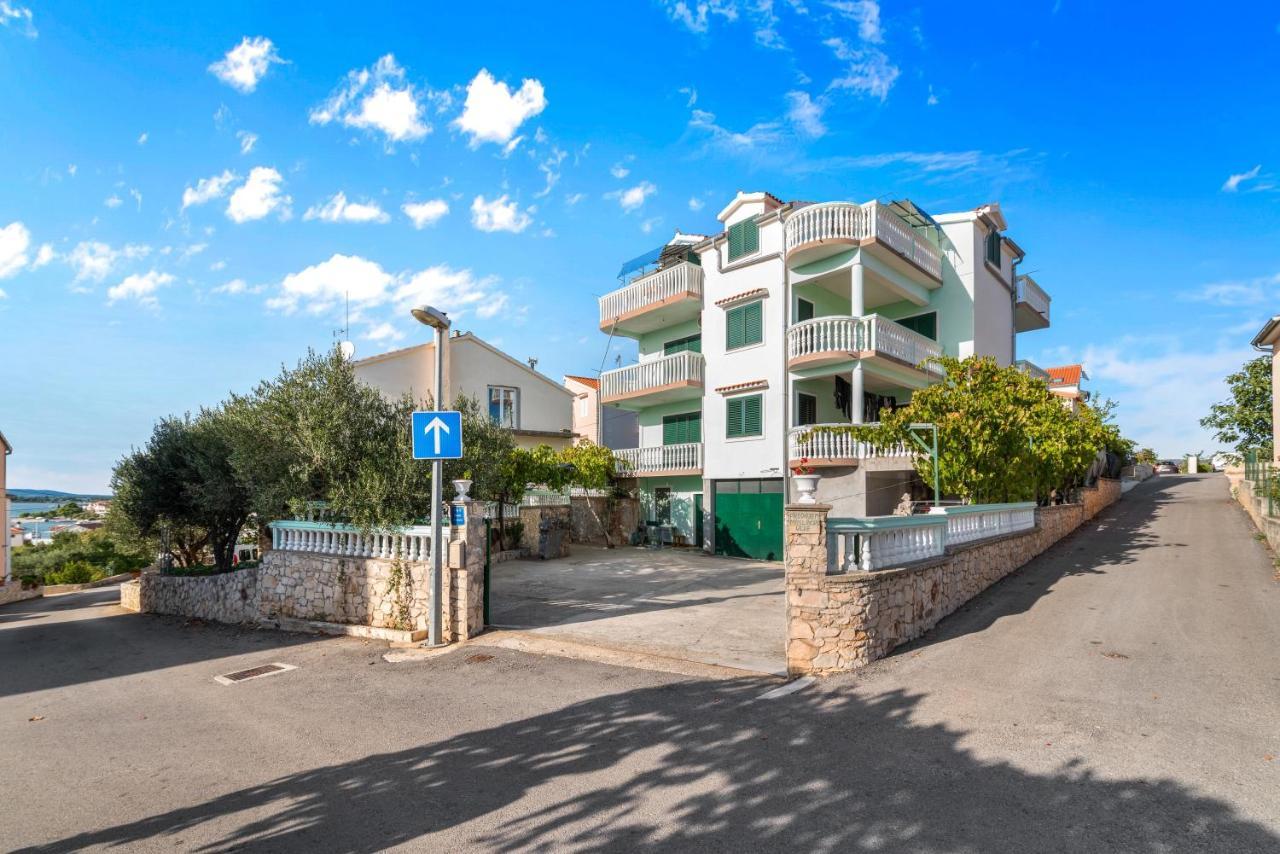 Apartments Angelo 布罗达里卡 外观 照片